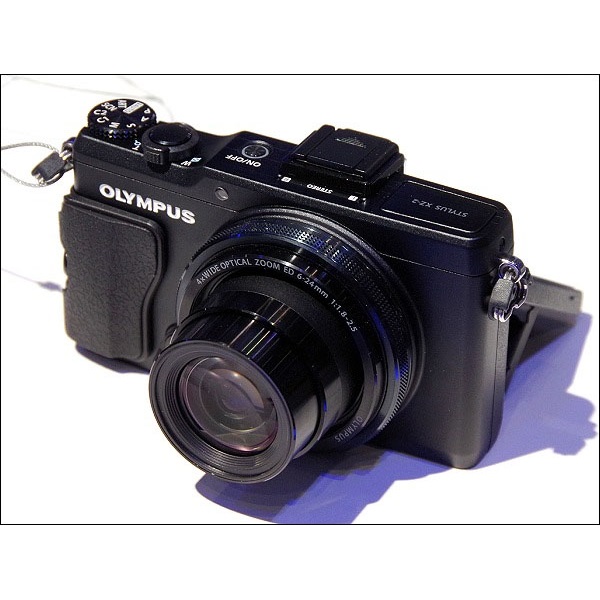 Olympus XZ-2 Kompaktkamera - MyTopDeals