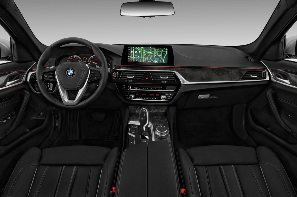 2018 bmw 5 series sport sedan dashboard