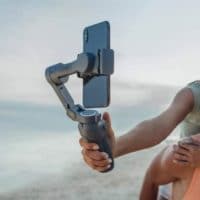 DJI Osmo Mobile 3   Handgefuehrter Smartphone Gimbal mit Stabilisierung auf 3 Achsen fuer Vlogging Youtuber Live Video und Hand 2022 01 23 18 37 25