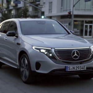 Mercedes Benz EQC 400 1