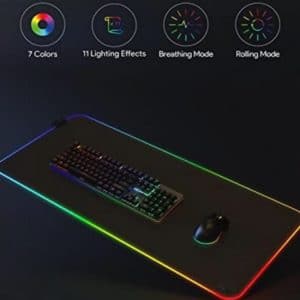Großes Aukey Gaming-Mauspad mit LED-Beleuchtung