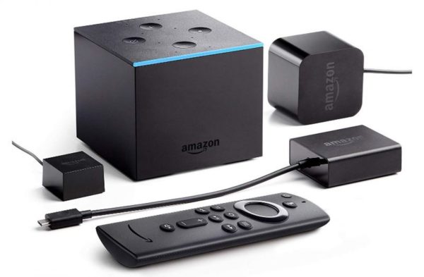 amazon fire tv cube mit zubehör wie fernbedienung und stromkabel