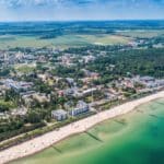 Herbst an der polnischen Ostsee? 🌊 4 für 3 Aktion! 👧 Kinder-freundliches ApartHotel mit Halbpension 🍽 4x ÜN für max. 142,50€ p.P.