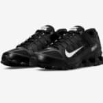 [TOP] Nike Reax 8 Herren Sneaker / Trainingsschuhe in schwarz & weiß
