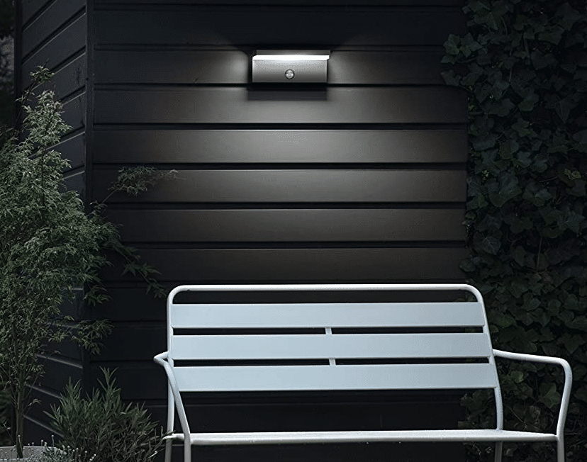 Bildschirmfoto 2023 05 05 um 08.13.03 Philips myGarden Bustan LED Wandaußenleuchte in Nutzung