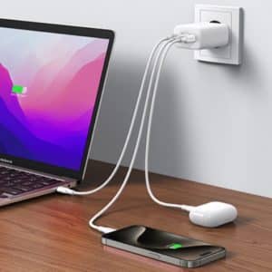 UGREEN USB C Ladegeraet 65W USB C Netzteil 3 Port Schnellladegeraet