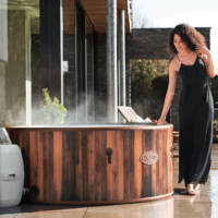 Bestway_Lay-Z-Spa_Whirlpool_Helsinki_mit_Airjet