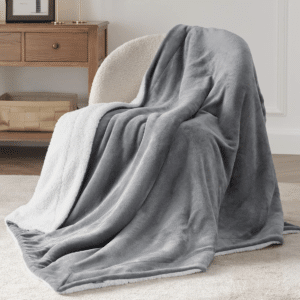 BEDSURE_Decke_Sofa_Kuscheldecke_Grau_-_warm_Sherpa_Sofaueberwurf_Decke_Dicke_Sofadecke_Couchdecke_150x200_cm_XL_Flauschige_Wohndecke_fuer_Couch