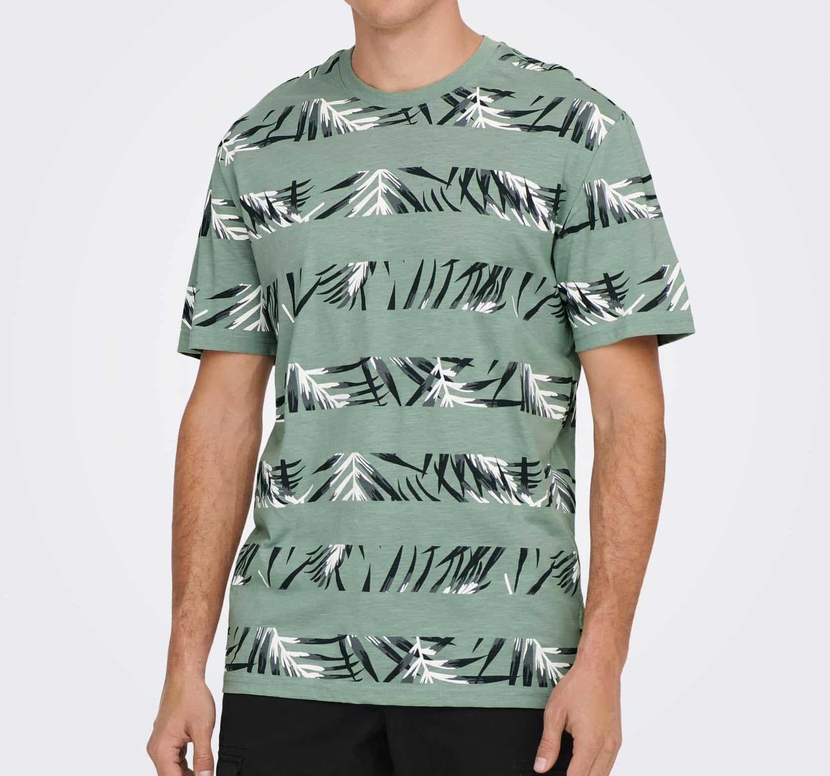 ONLY & SONS Rundhalsshirt ONSIASON REG AOP STRIPE TEE mit Pflanzen Print in grün