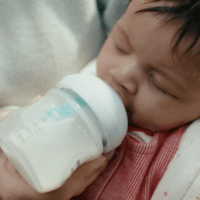 Philips AVENT Natural Response Babyflasche 2