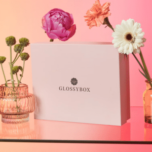Glossybox 💄🧴Mai 2024 + GRATIS BOX + 🧴🌬️✨ MOSCHINO TOY2 Pearl Parfum mini