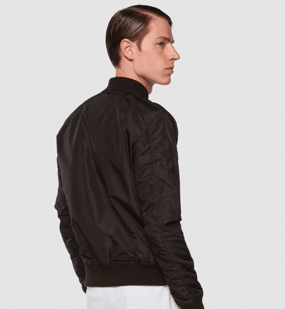 ALPHA_INDUSTRIES_Jacke_MA-1_TT_in_Schwarz