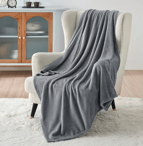 BEDSURE Kuscheldecke Flauschig Decke Fleecedecke Wohndecke Warm Winter Weich Sofadecke XL Decke Couch Blanket Wohn Kuscheldecken 150x200cm Sofa ueberwurfdecke Grau2 BEDSURE Kuscheldecke Flauschig Decke Fleecedecke - Wohndecke Warm Winter Weich, Sofadecke XL, Decke Couch Blanket, Wohn- & Kuscheldecken 150x200cm, Sofa überwurfdecke Grau