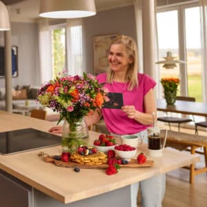 Am 10. Mai ist Muttertag 💞👩 Die besten Geschenkideen für Mamas 🥂 Blumen, Schmuck, Abos & mehr