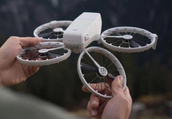 DJI Flip Drohnenkamera RC 2 4K leichte 3 Achsen Gepaeckbodenstabilisierung 13 km Videouebertragung Handflaechenabnahme auto 2025 07 31 14 29 03