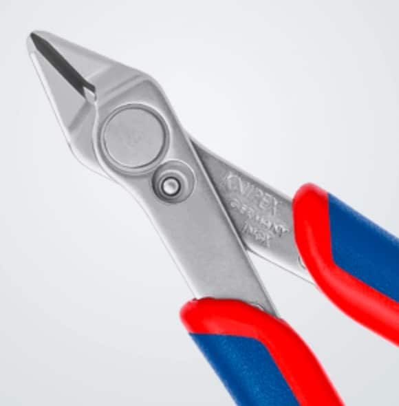 KNIPEX Electronic Super Knips Elektronik Seitenschneider 125 mm weicher DrahtKupfer bis 16 mm mittelharter Draht bis 10 2025 08 05 10 57 53 KNIPEX Electronic Super Knips Elektronik Seitenschneider 125 mm weicher DrahtKupfer bis 16 mm mittelharter Draht bis 10 2025 08 05 10 57 53