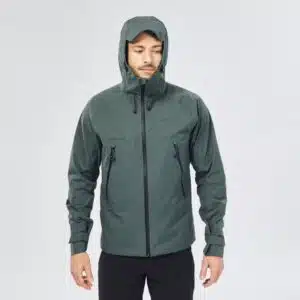 Quechua MH500 Regenjacke gruen