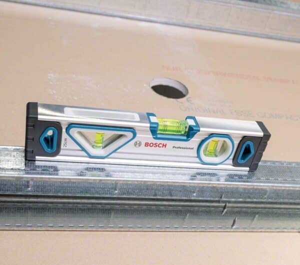 Bosch Professional Wasserwaage 25 cm mit Magnet System rundum ablesbar Aluminium Gehaeuse robuste Endkappen   Amazon Exclusi 2026 01 30 13 42 42