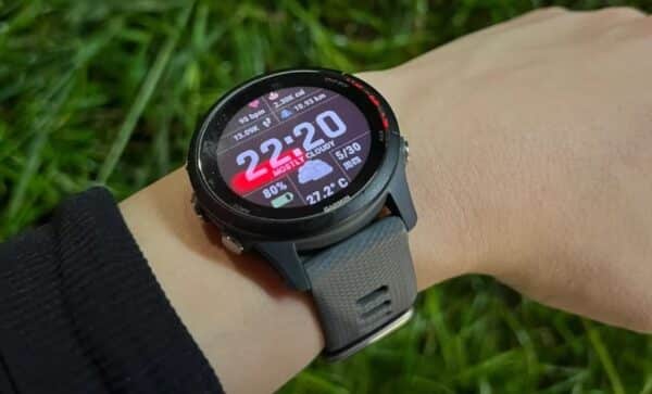 Garmin Forerunner 255   GPS Sportuhr