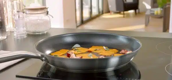 Tefal Virtuoso Bratpfanne E49106