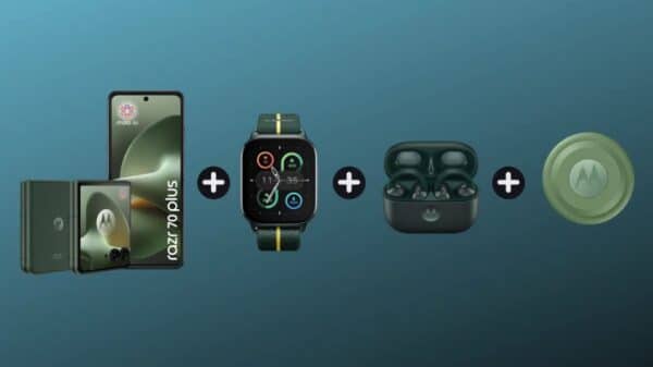 Motorola Razr 70 Plus  Buds  Watch  Tag