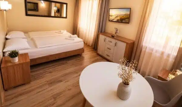 Hotel Lazur 1