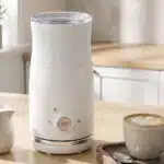 Songmics Milchaufschäumer: Barista-Milchschaum auf Knopfdruck!